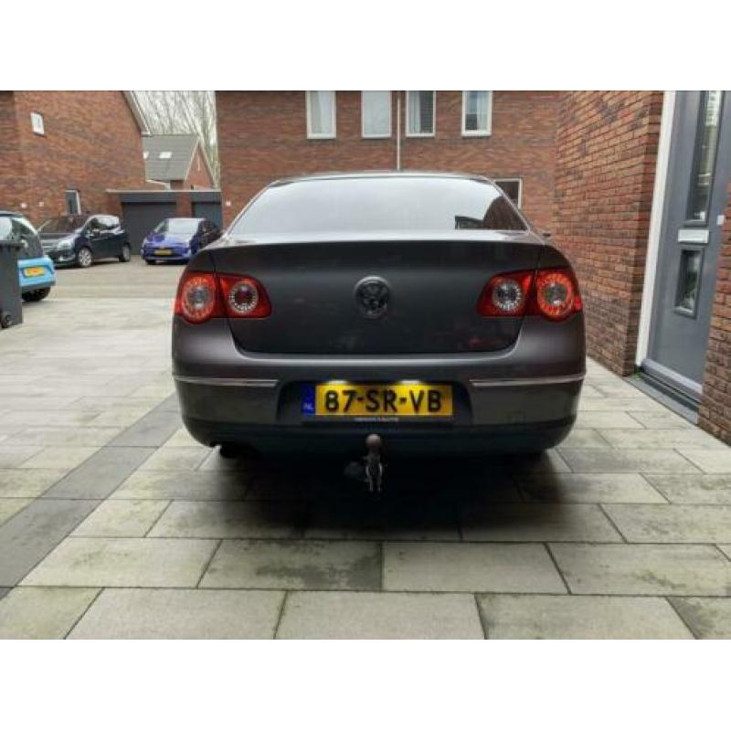 Volkswagen Passat Highline business 2.0 FSI AUT 2006