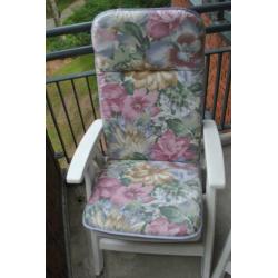 Tuinstoelen met kussens, 3 stuks, wit, nette staat