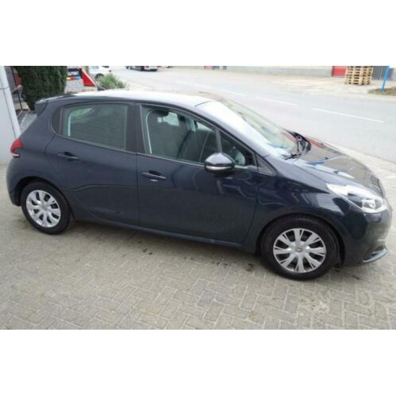Peugeot 208 1.2 PureTech Blue Lion NAVI | AIRCO | PARK.HULP