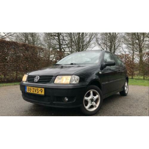 Volkswagen Polo 2001 Zwart