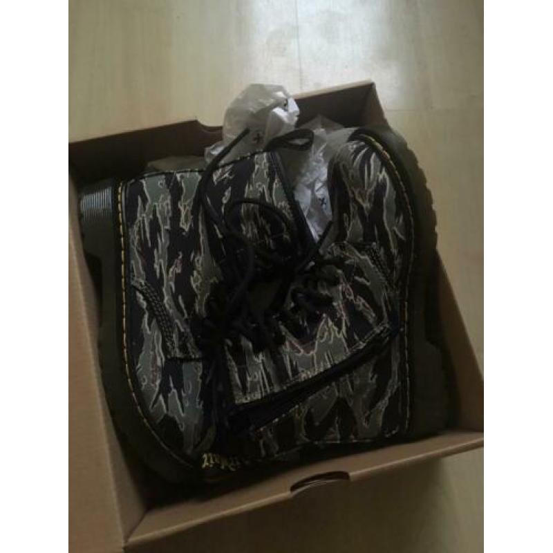 Dr Martens maat 32