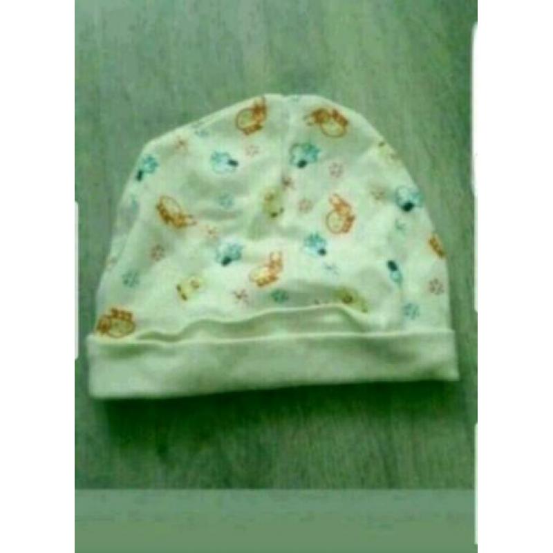 Baby mutsen maat 56