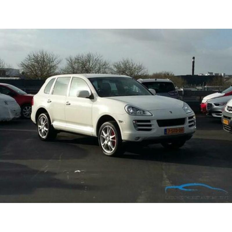 Porsche Cayenne 3.6 automaat, leer navi, 2 x PDC, luchtverin