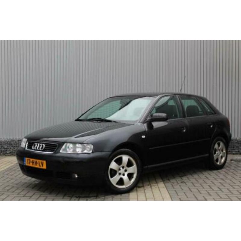 Audi A3 1.6 Attraction LPG/G3 Climatecontrol, Trekhaak, 5 de