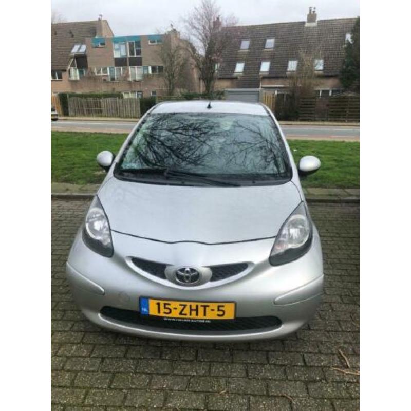 Toyota Toyota Aygo 2007 Diesel Grijs