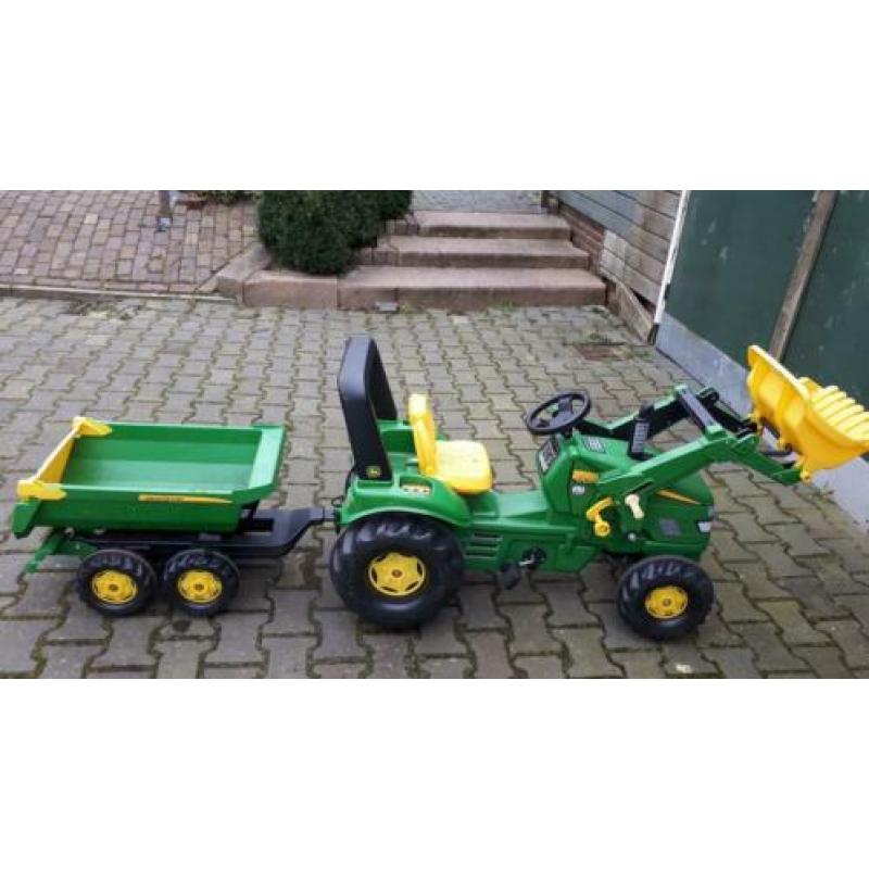Tractor met kar . Groot model
