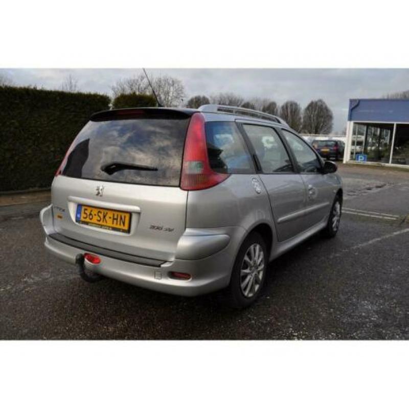 Peugeot 206 1.4 SW X-LINE XS