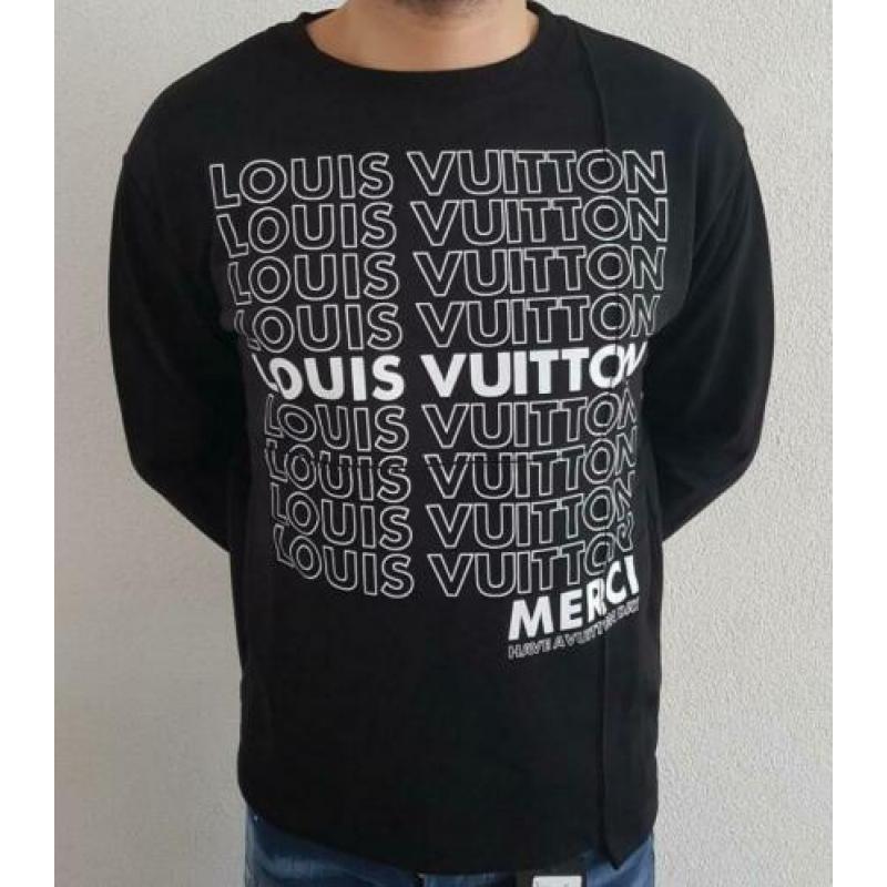 4 Truien €120,- Dsquared Stone Island Gucci Fendi Valentino