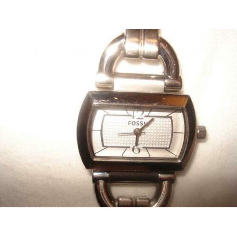 Te koop damespolshorloge merk FOSSIL
