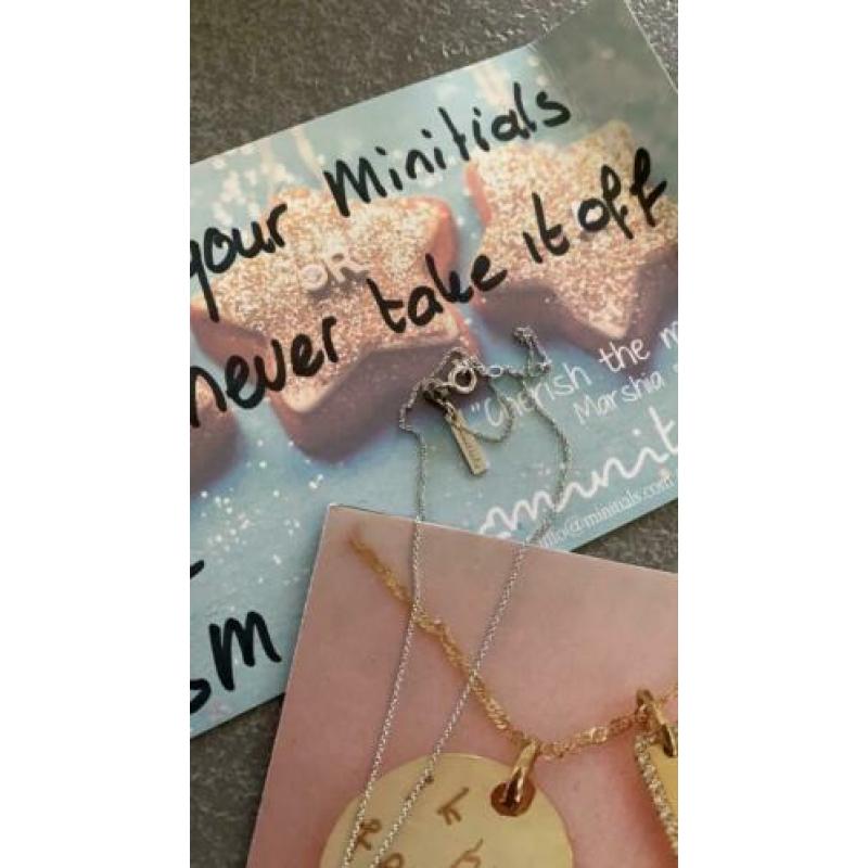 Minitials 18 karaat wit gouden ketting met 3 oogjes