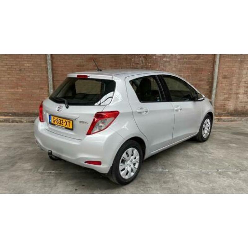 Toyota Yaris 1.3 VVT-i AUT. Dynamic, NAVI, CAMERA,TREKHAAK