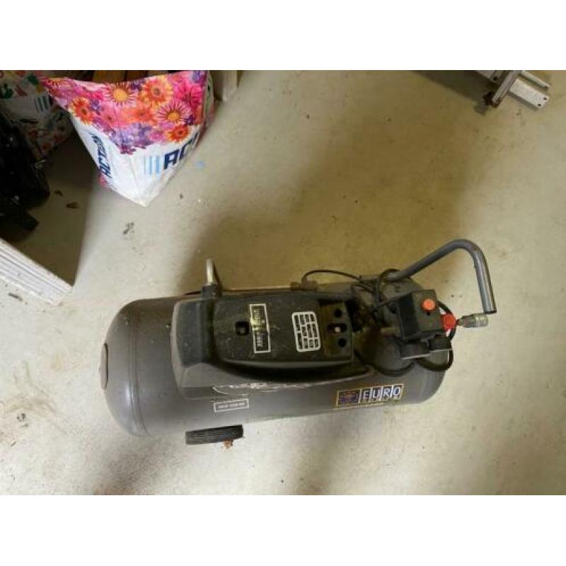 Airpress HLO 300/50 compressor