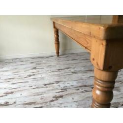 Grenen eettafel