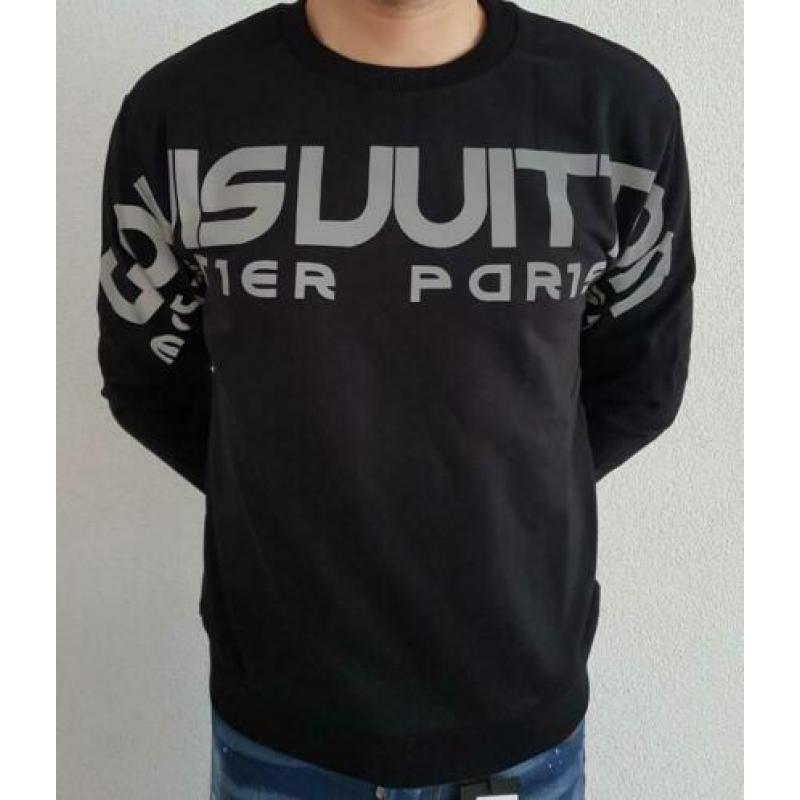 4 Truien €120,- Dsquared Stone Island Gucci Fendi Valentino