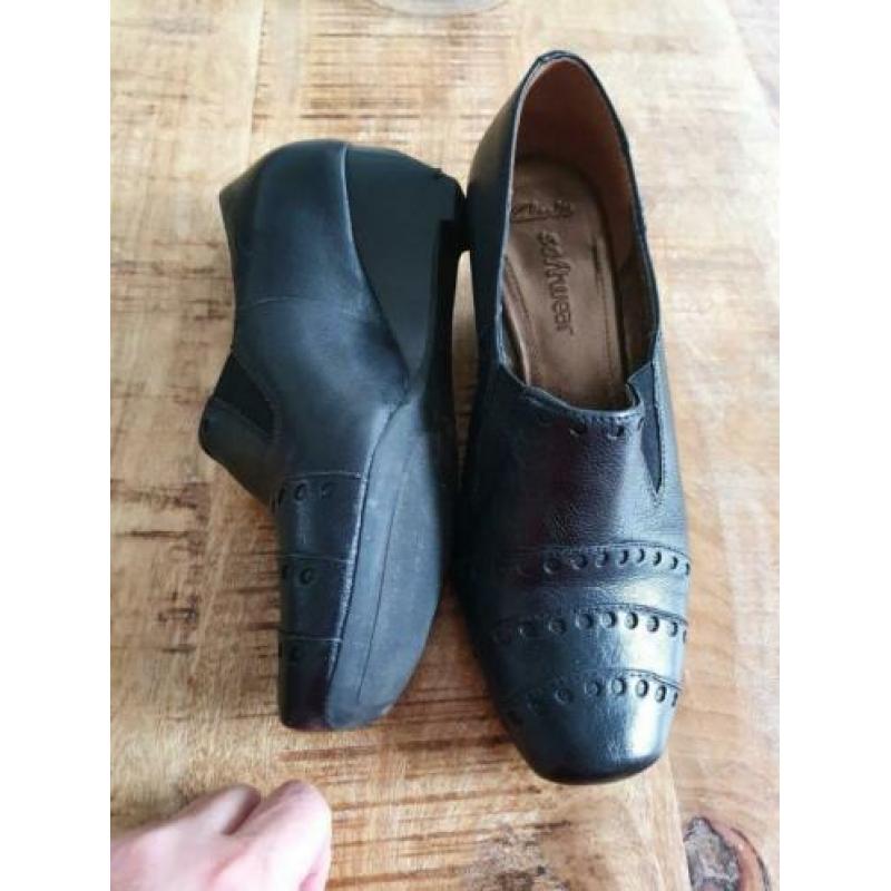 Zwarte clarks pumps maat 4.5