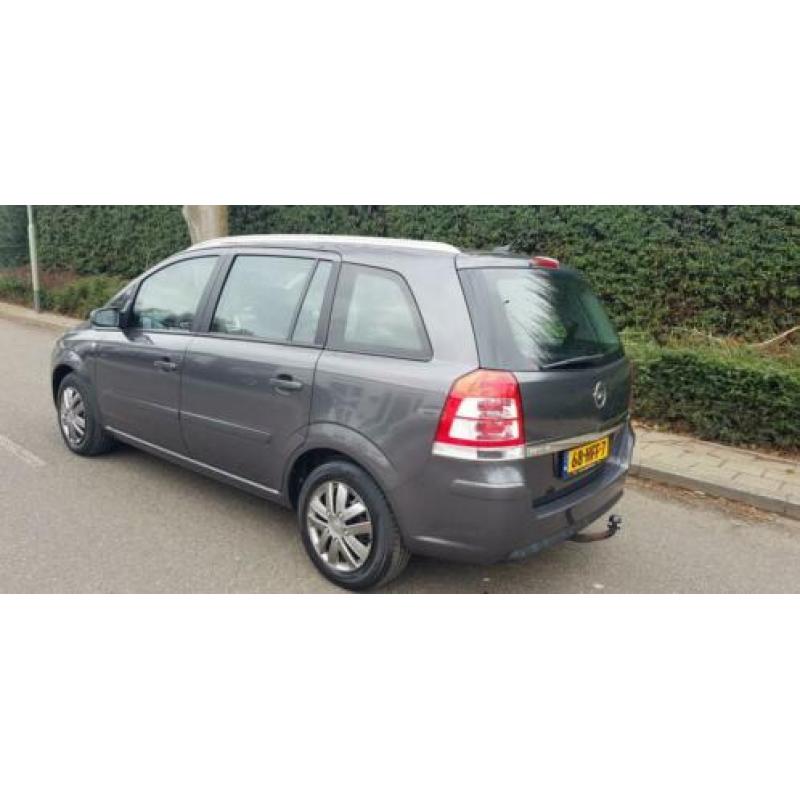 Opel Zafira 1.8 Temptation Clima, Navigatie, 7 Zitter!