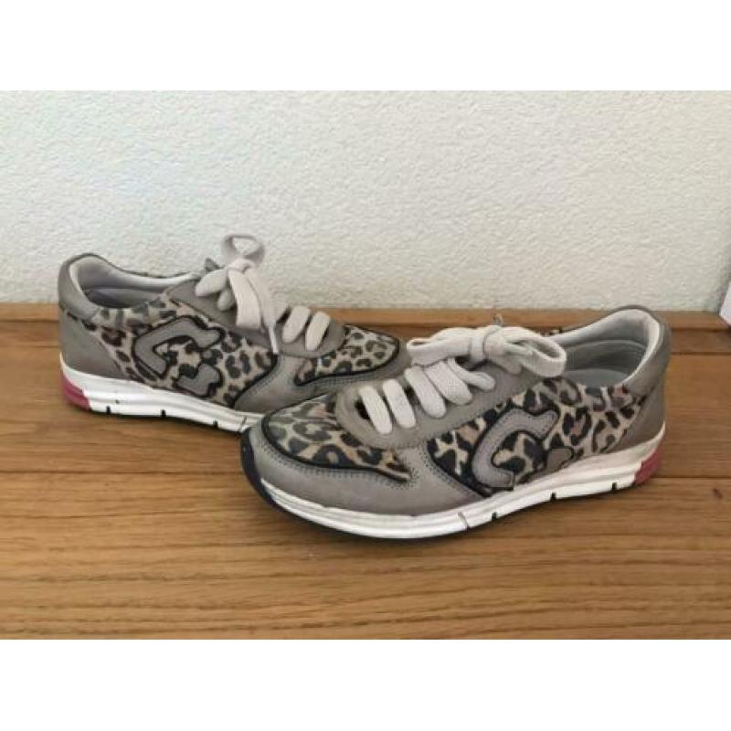 Gave lederen sneakers van Giga, mt 35