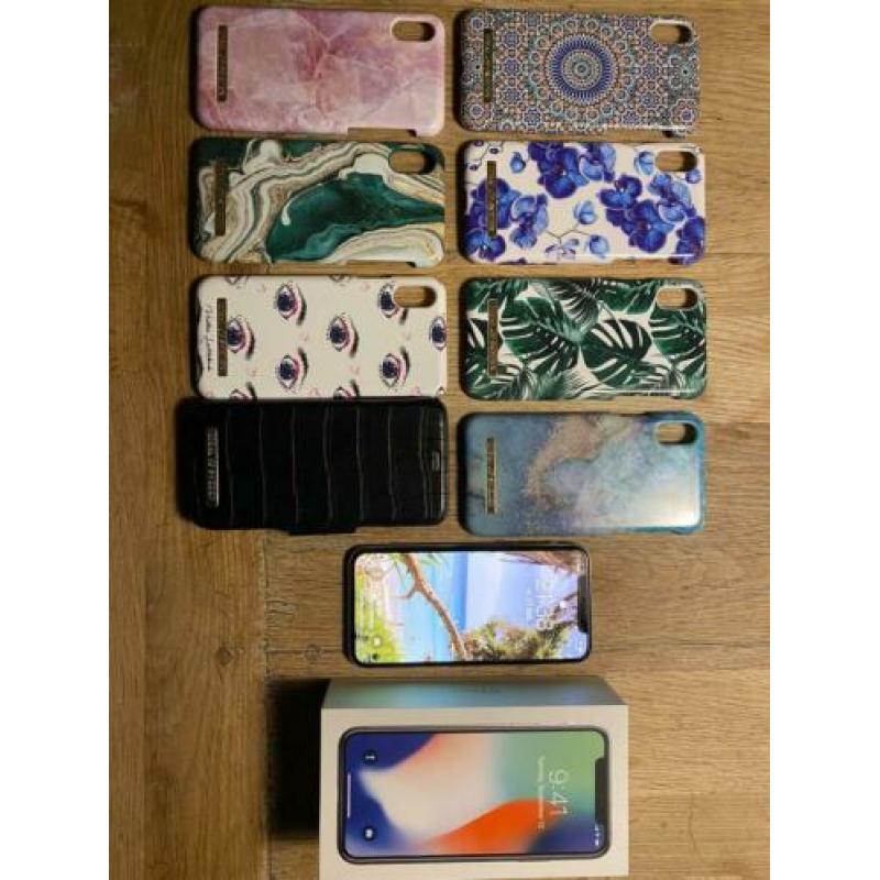 Apple iPhone X 64Gig + 8 iDeal of sweden IN PERFECTE STAAT