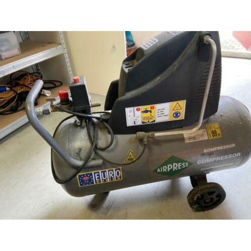 Airpress HLO 300/50 compressor