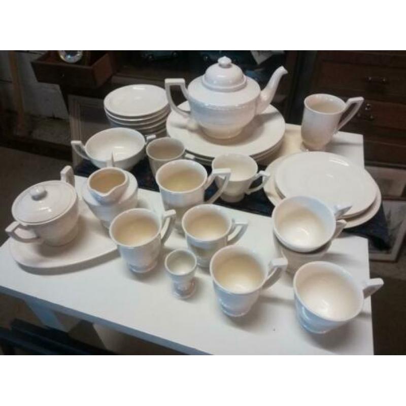 Wedgwood - Edme - servies - melkkannetje suikerpot theepot