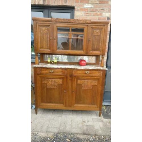 Oude buffetkast dressoir met meerdere mogelijkheden