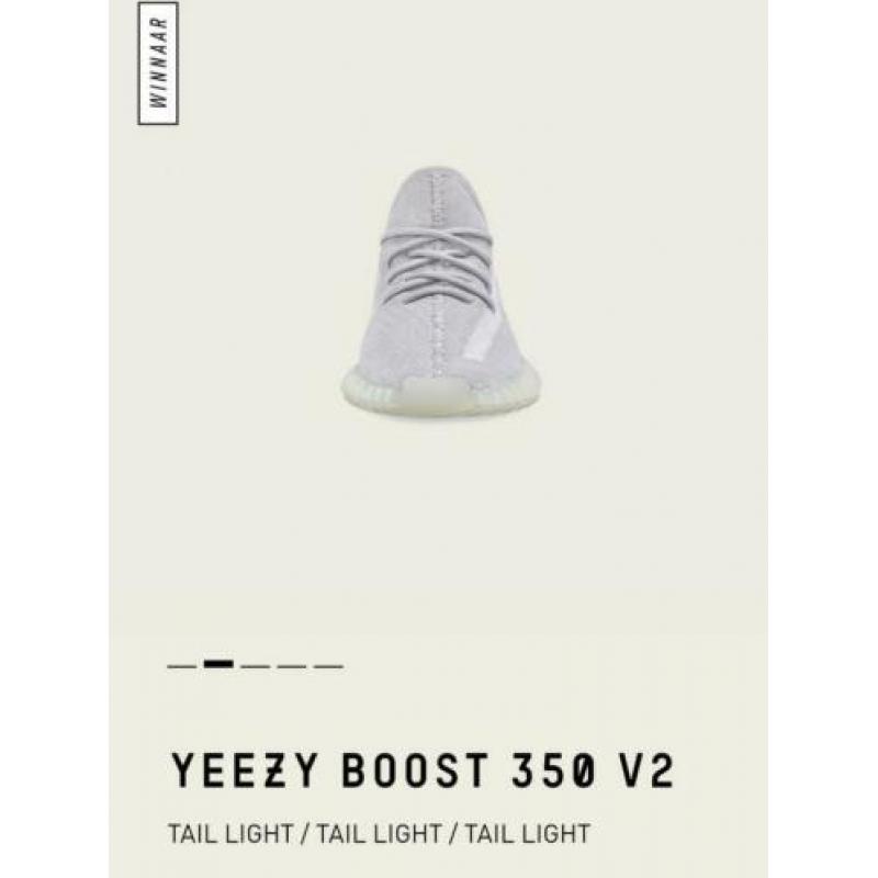 Yeezy boost 350 V2 tailflag size 10.5