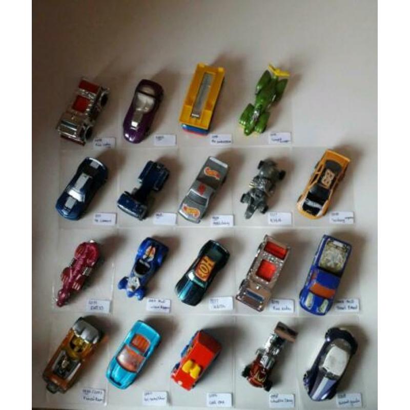 19 hot wheels auto's samen €12,50 apart €1 per stuk