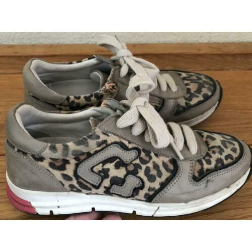 Gave lederen sneakers van Giga, mt 35