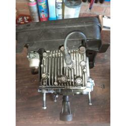 Te koop grasmaaier motor loopt