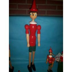 13 houten pinocchio poppetjes Van klein naar groot