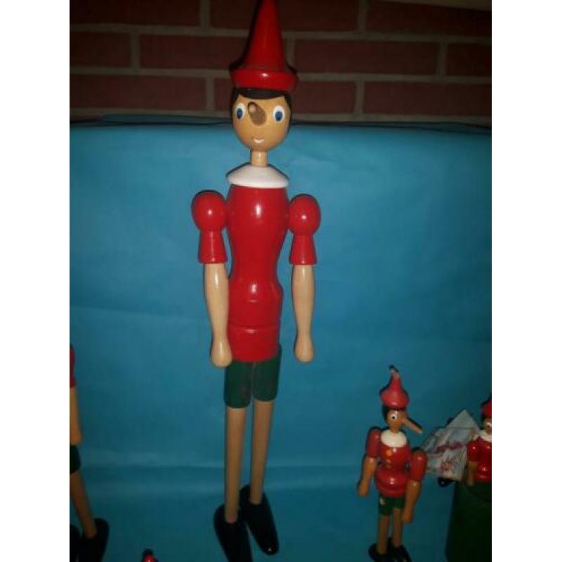 13 houten pinocchio poppetjes Van klein naar groot