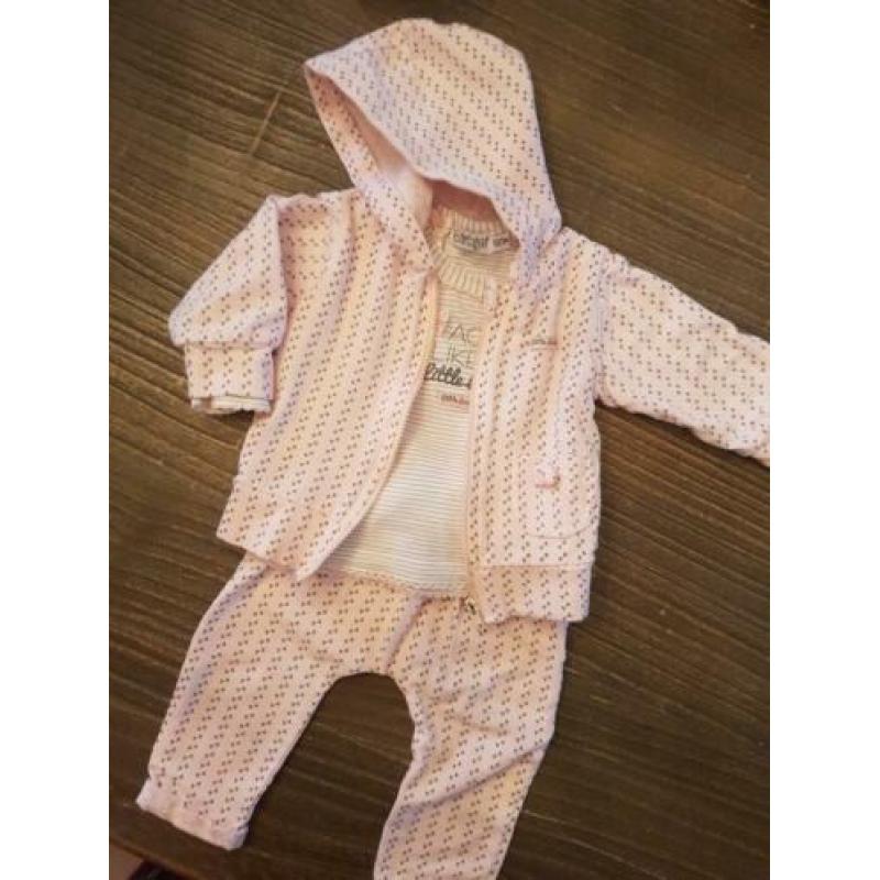 Babyset meisjeskleding merk dirkje maat 62 / 3 maanden zgan