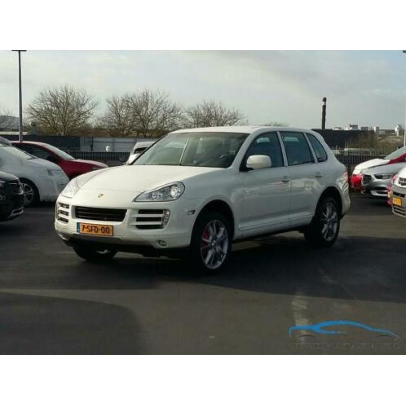 Porsche Cayenne 3.6 automaat, leer navi, 2 x PDC, luchtverin