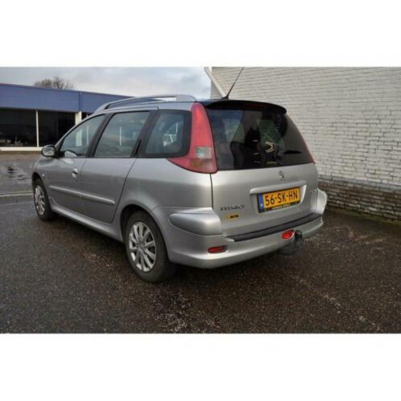 Peugeot 206 1.4 SW X-LINE XS