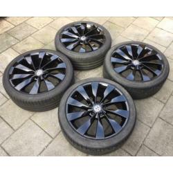 ? 18” Vw Interlagos Passat, Cc, Scirocco Velgen met Banden