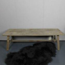 Stoere landelijke salontafel van Aura Peeperkorn