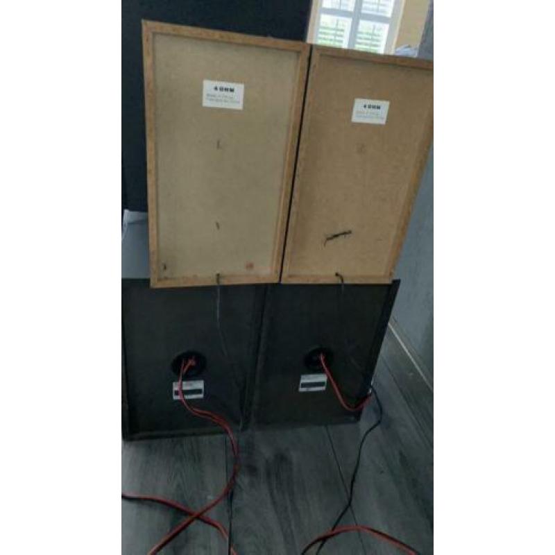 4 speakers