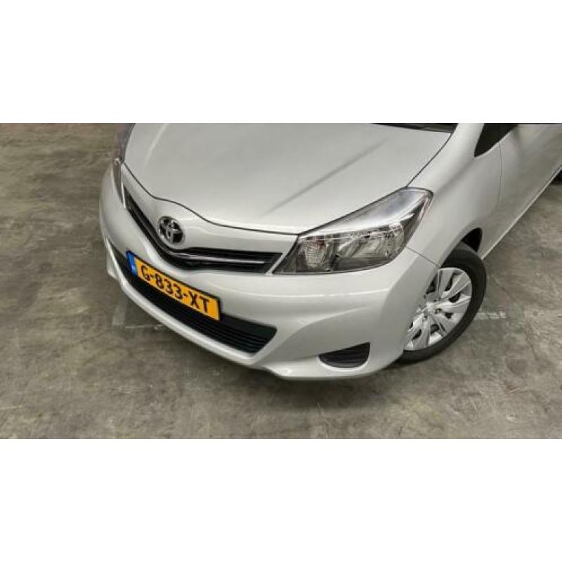 Toyota Yaris 1.3 VVT-i AUT. Dynamic, NAVI, CAMERA,TREKHAAK