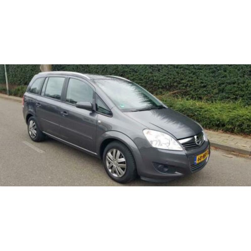 Opel Zafira 1.8 Temptation Clima, Navigatie, 7 Zitter!