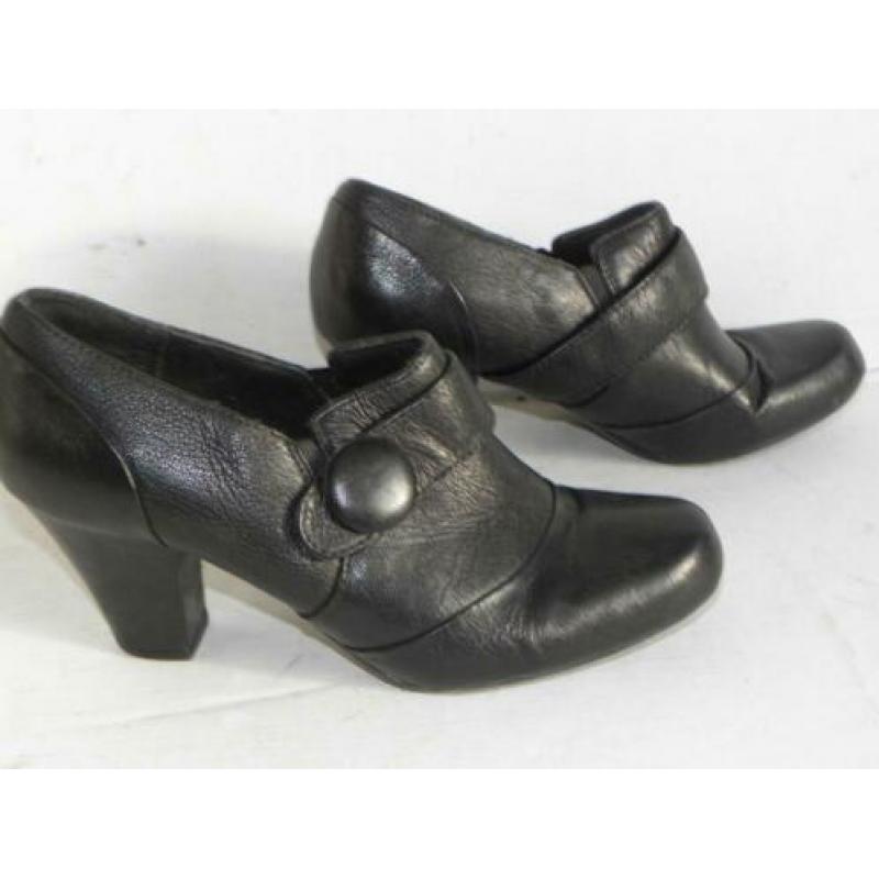 Zwarte Clarcks Pumps maat 40 hakje