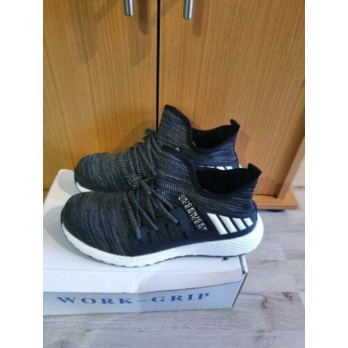 Werkschoenen te koop 42/43