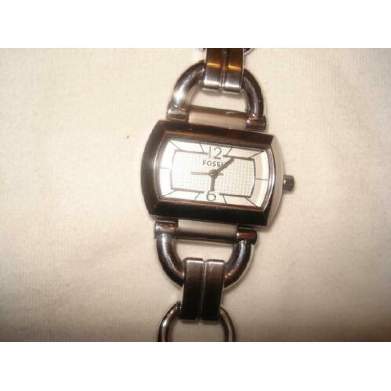 Te koop damespolshorloge merk FOSSIL
