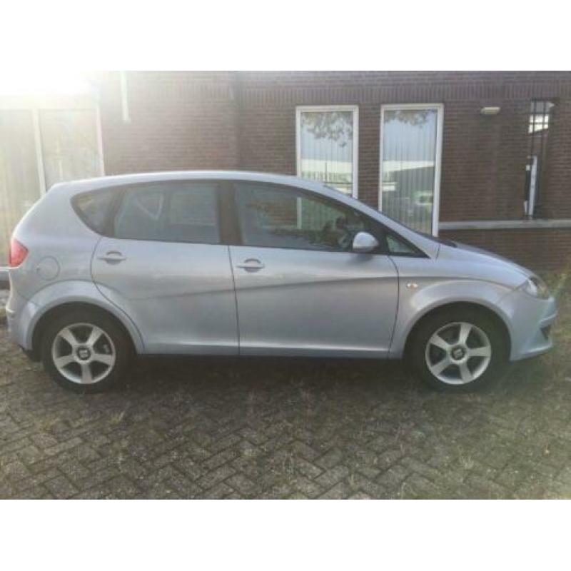 Seat Altea 2.0 TDI Stylance 6 VERSNELING