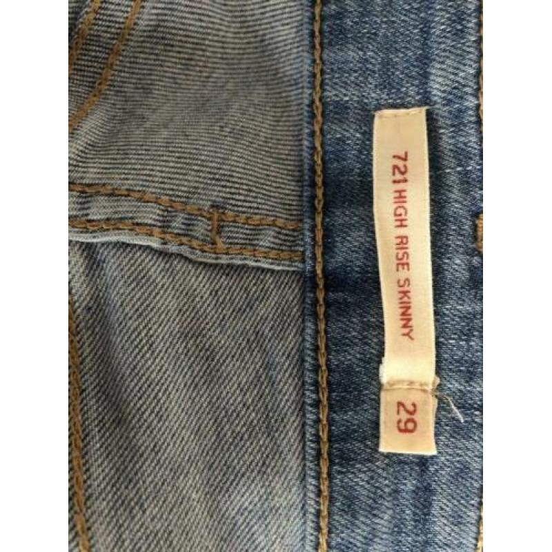 Levi’s high rise skinny (maat 29)