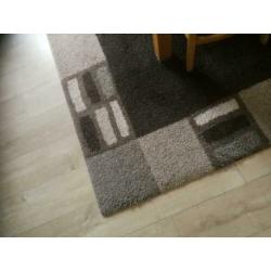 2 vloerkleden ook per stuk te koop