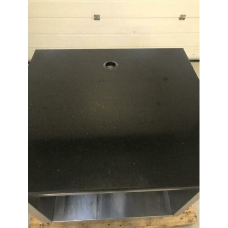 kast met granieten blad // RVS werkblad horeca