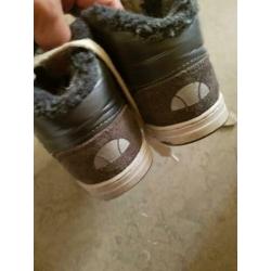 Ellesse schoen 27