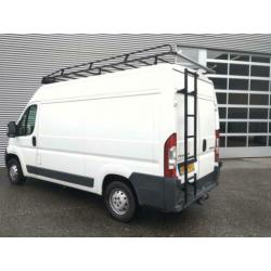 Peugeot Boxer 330 2.2 HDI 150 pk L2H2 motor loopt warm