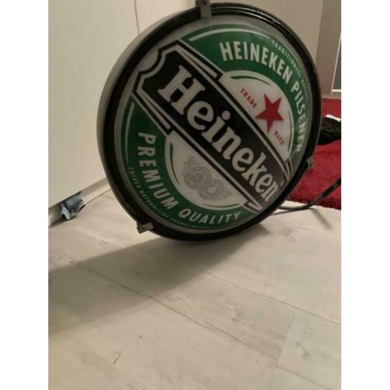 Heineken lichtbak rond