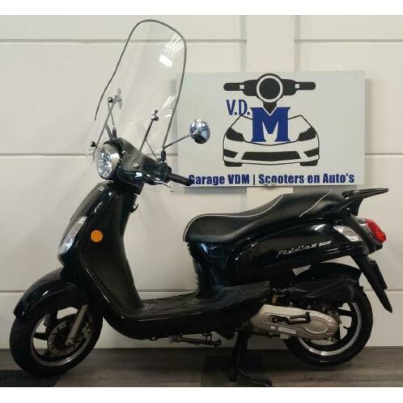 Sym Fiddle 2 II ll 25KM BJ 2018 GLANS ZWART E4 WINDSCHERM